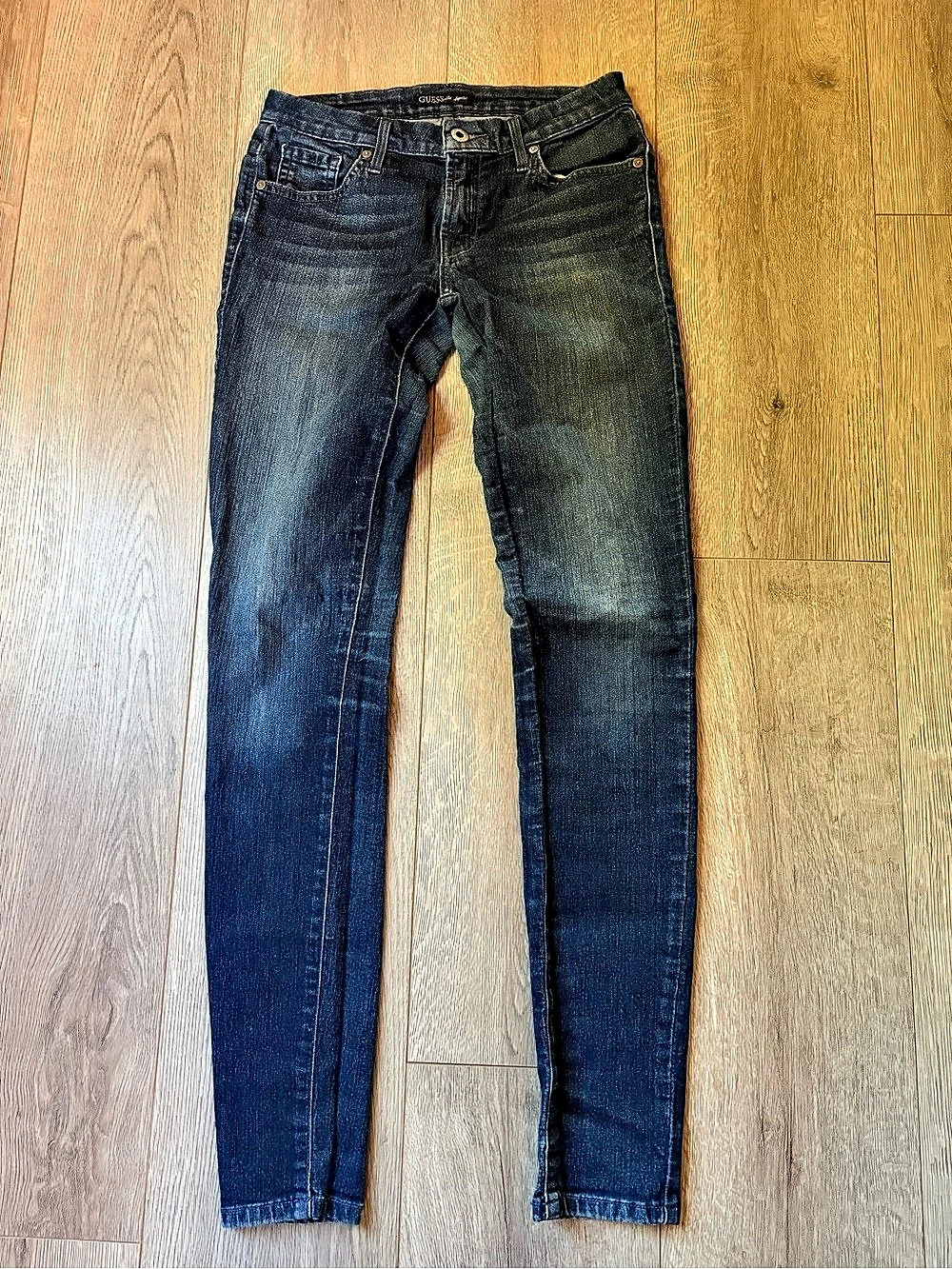 GUESS Skinny Jeans Blue Waist 26